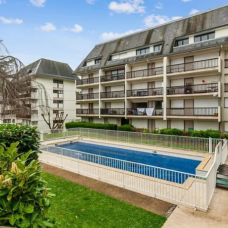 Conac - Welkeys Apartment Trouville-sur-Mer